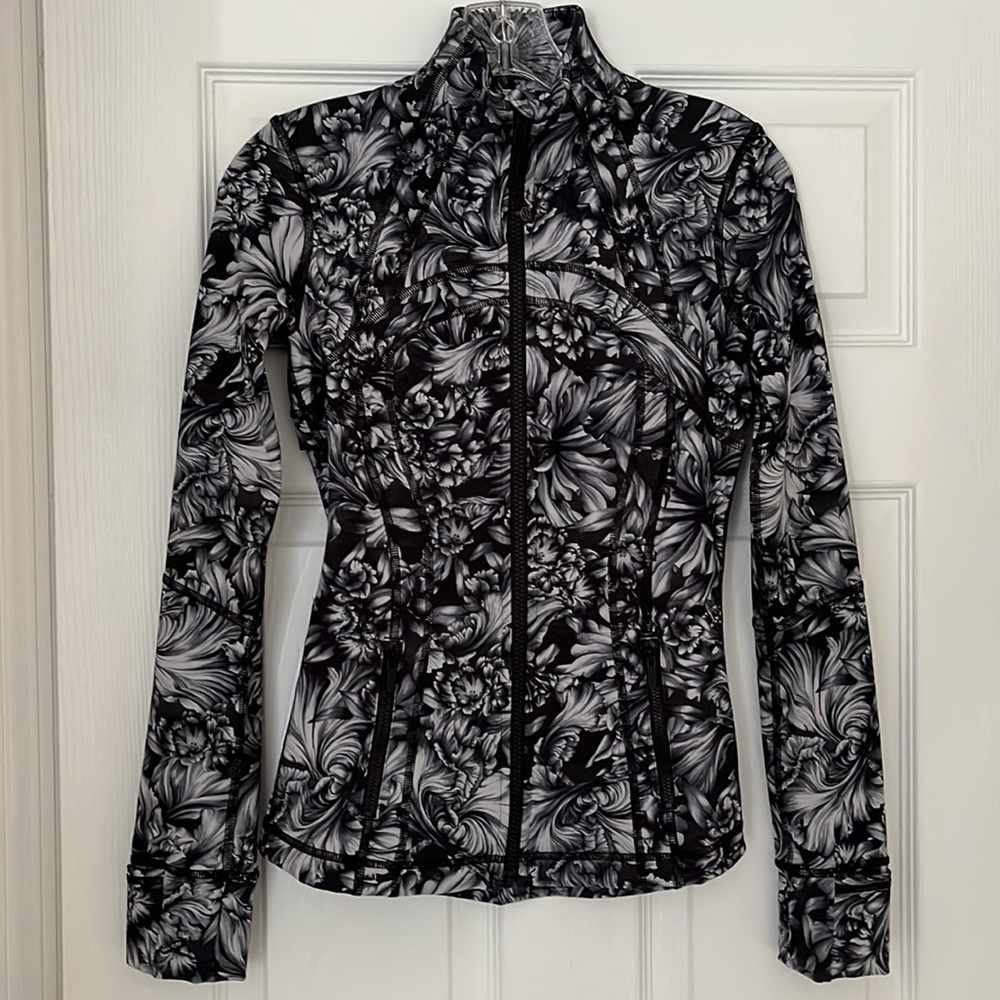 Lululemon Black Floral Define Jacket sz4